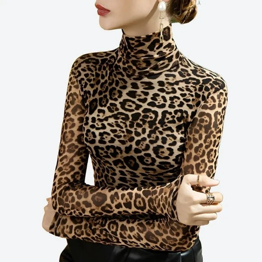 Chic Leopard Print Turtleneck Tops