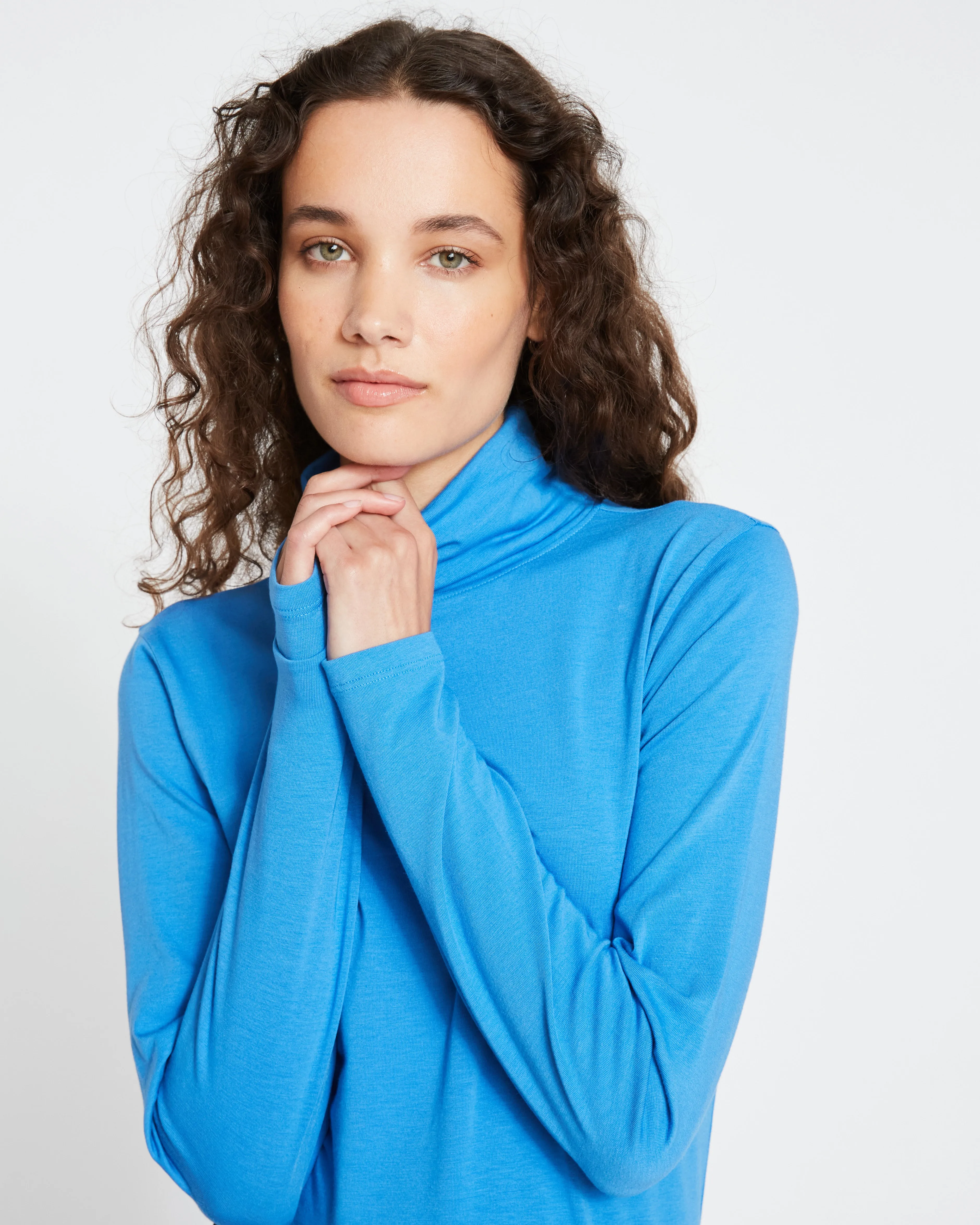 Close Fit Turtleneck - Cobalt