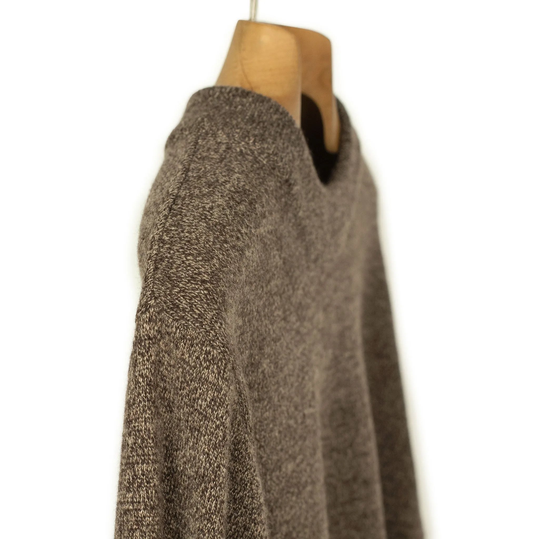 Crewneck sweater in brown melange cashmere