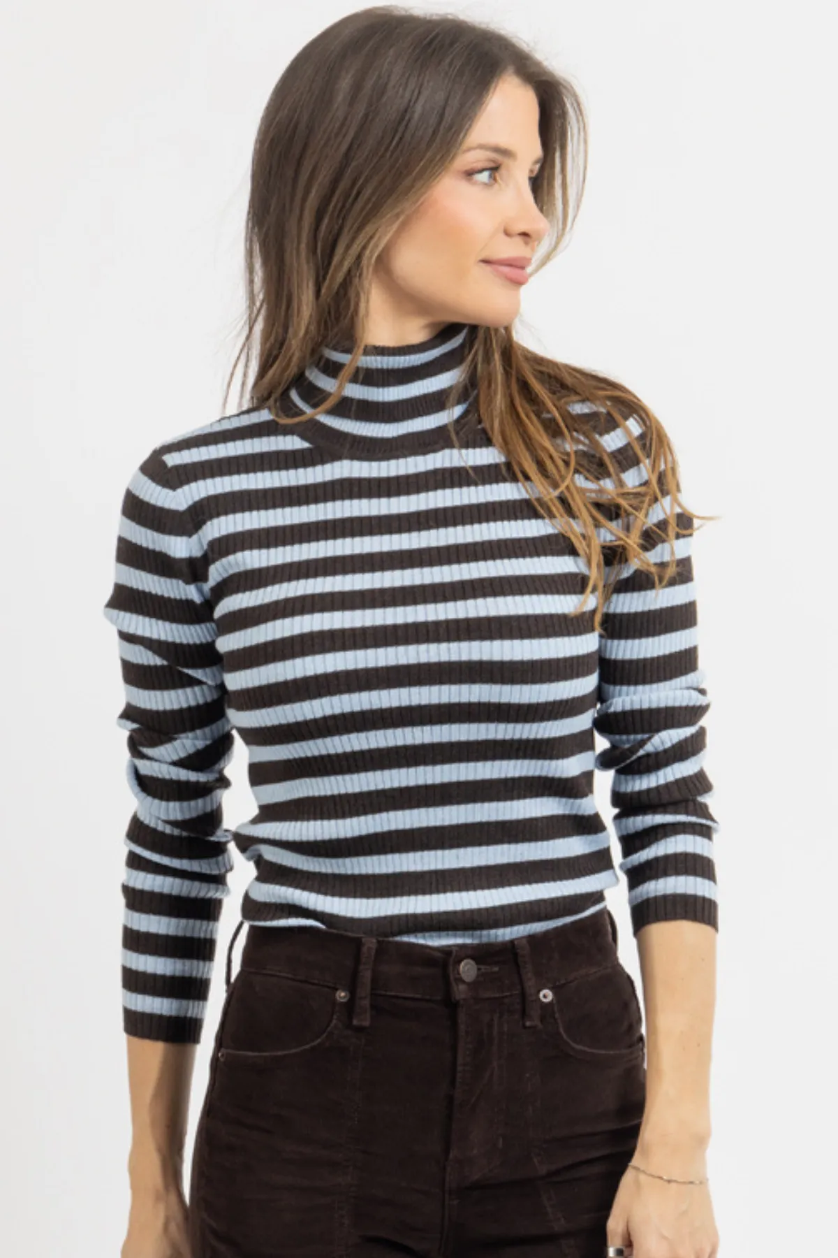 ISABEL CONTRAST STRIPE TURTLENECK