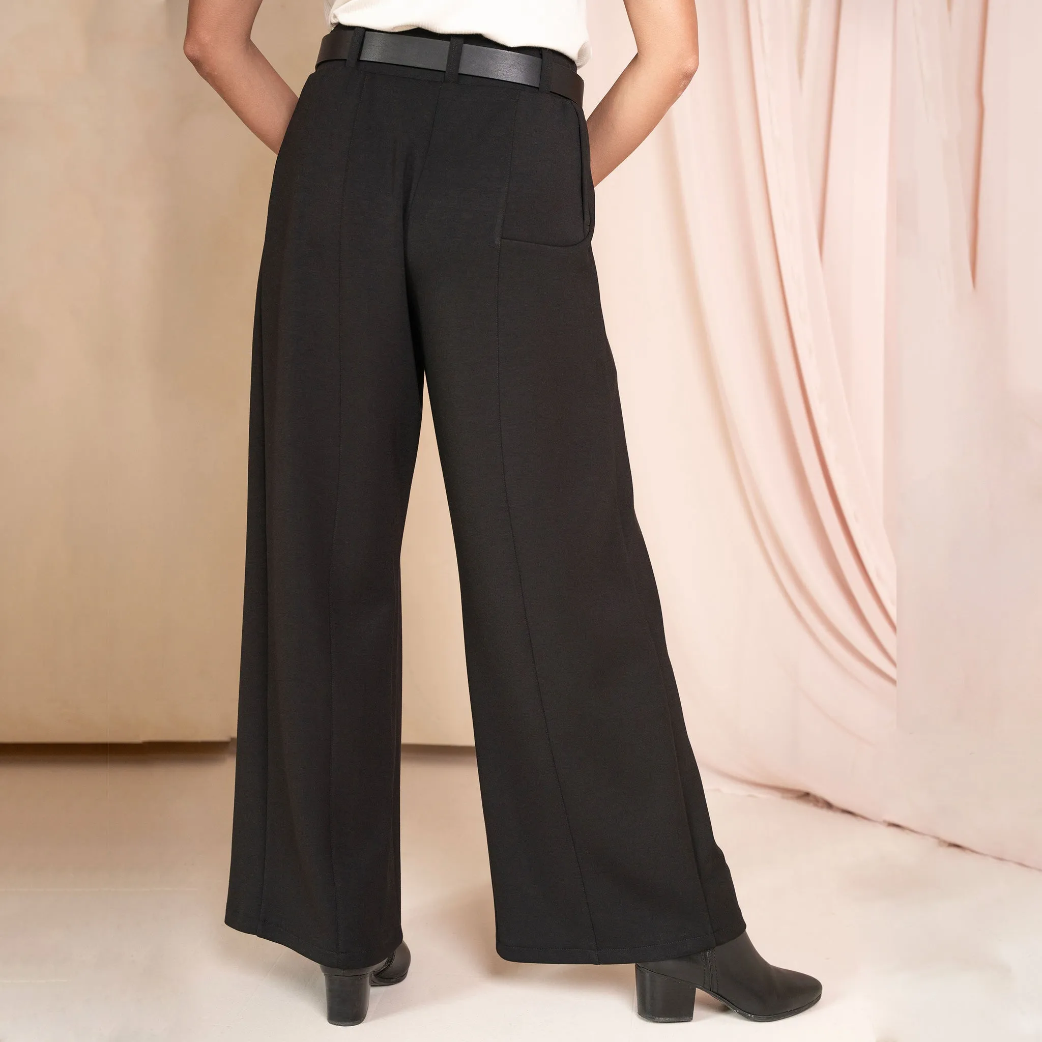 The BeyondSoft Wanderer Wide-Leg